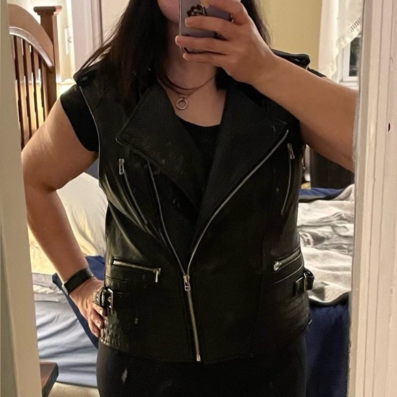 Victoria's Secret Soft Black Leather Motorcycle Vest, Size XL, NWOT - Picture 8 of 8